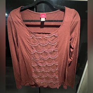 Daytrip Women's Long Sleeve Top in Rust